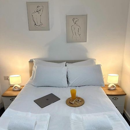Newmarket Road Studios And Suites By Tas Accommodations Cambridge  Esterno foto