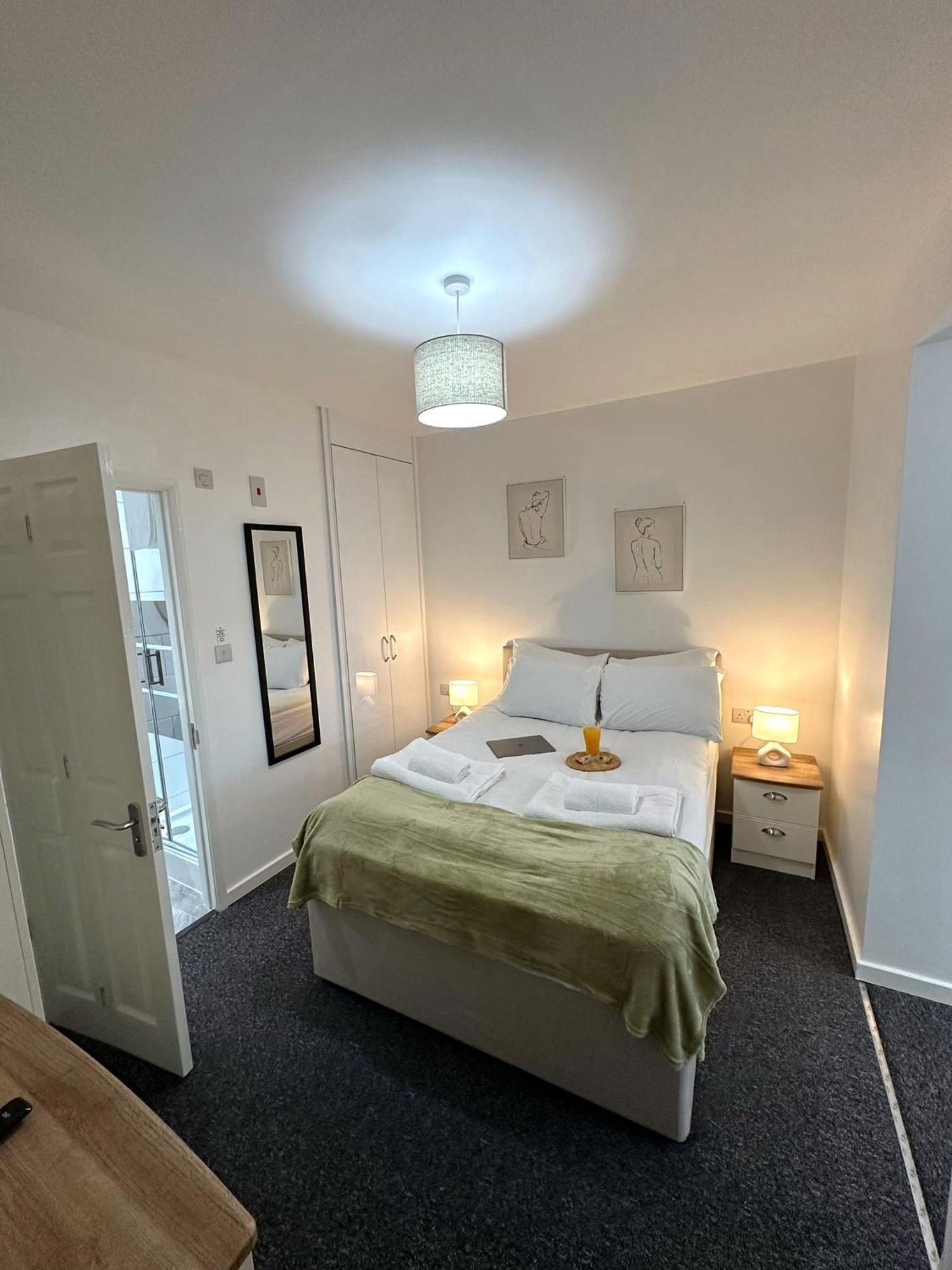 Newmarket Road Studios And Suites By Tas Accommodations Cambridge  Esterno foto