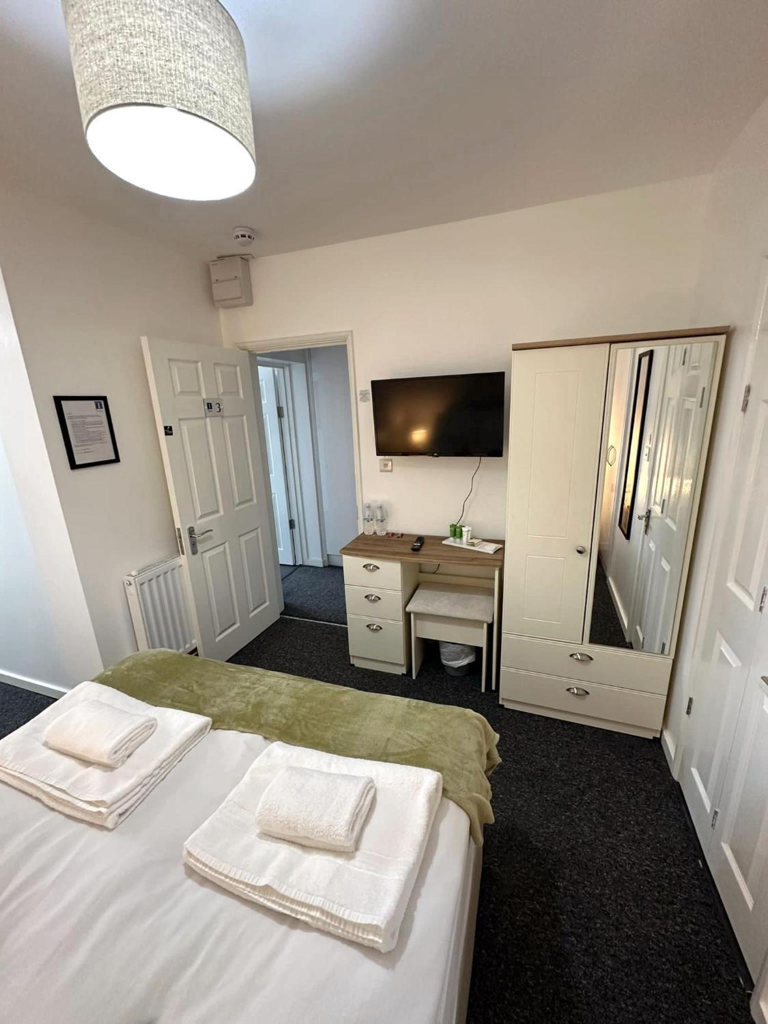Newmarket Road Studios And Suites By Tas Accommodations Cambridge  Esterno foto