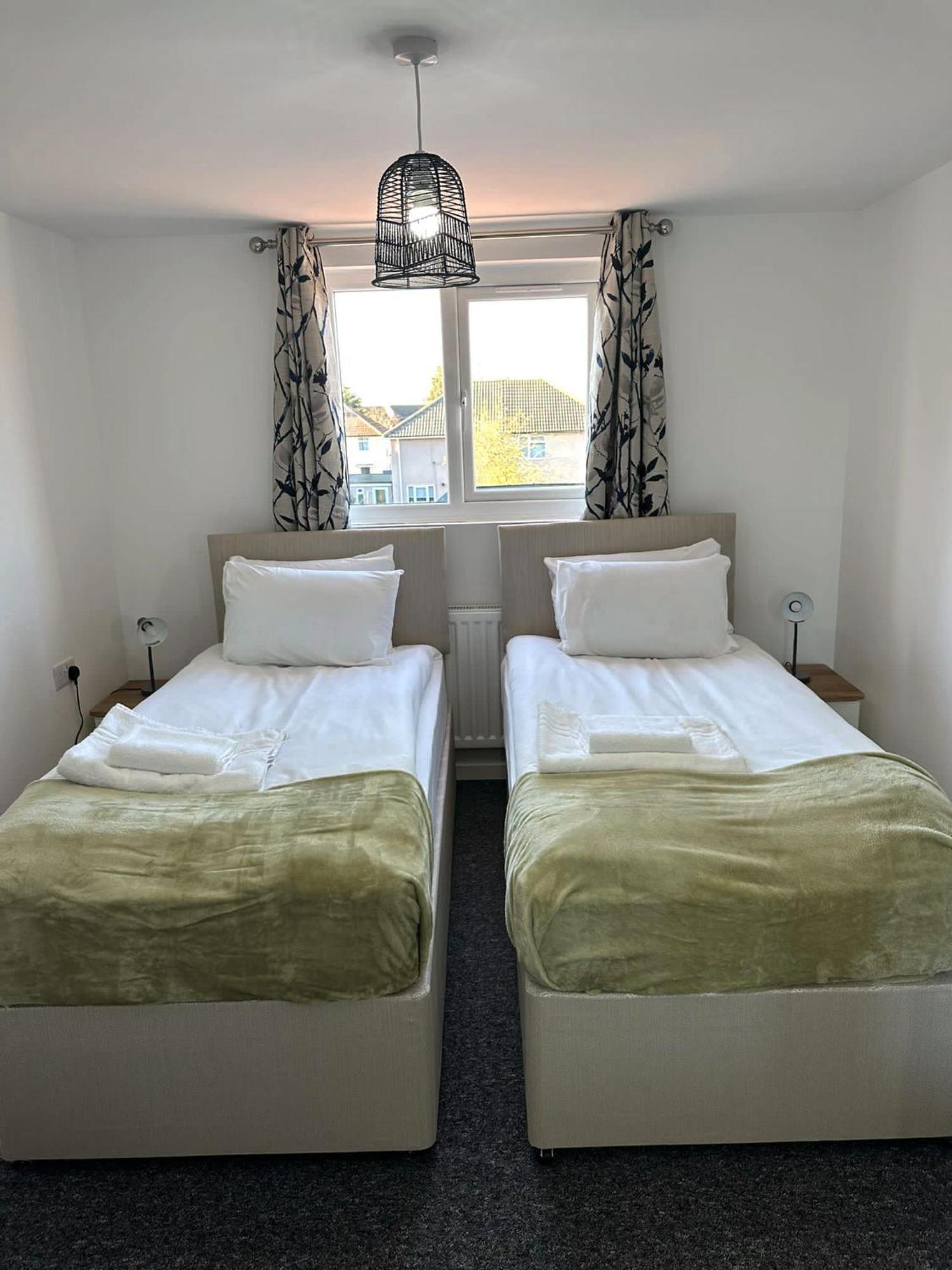 Newmarket Road Studios And Suites By Tas Accommodations Cambridge  Esterno foto